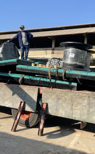 Gia công lắp đặt đệm và Cầu cảng Tổng kho Nhà Bè