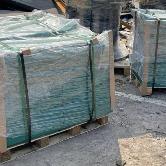Nhựa cao phân tử UHMWPE , UHMWPE Marine pad , Tấm nhựa cao phân tử  làm mặt tựa  của đệm chống va cầu cảng, 