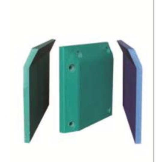 Đệm chống va cầu cảng, Fender